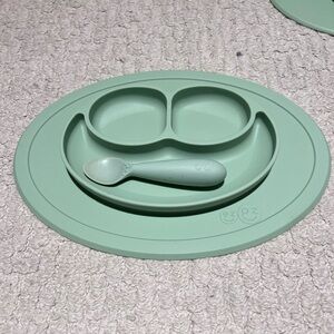 EzPz green plate and spoon set
